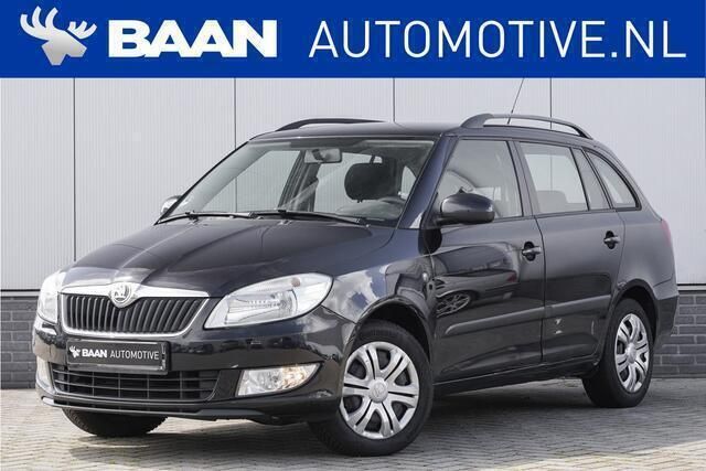 Zwart Gebruikt 2013 Skoda Fabia Ambition Hatchback | € 7.999 (Duur) - Afbeelding 1/4