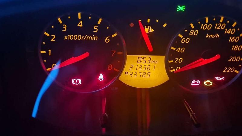 Grijs Gebruikt 2006 Nissan Micra Visia Hatchback | € 1.000 (Goede deal) - Afbeelding 1/4
