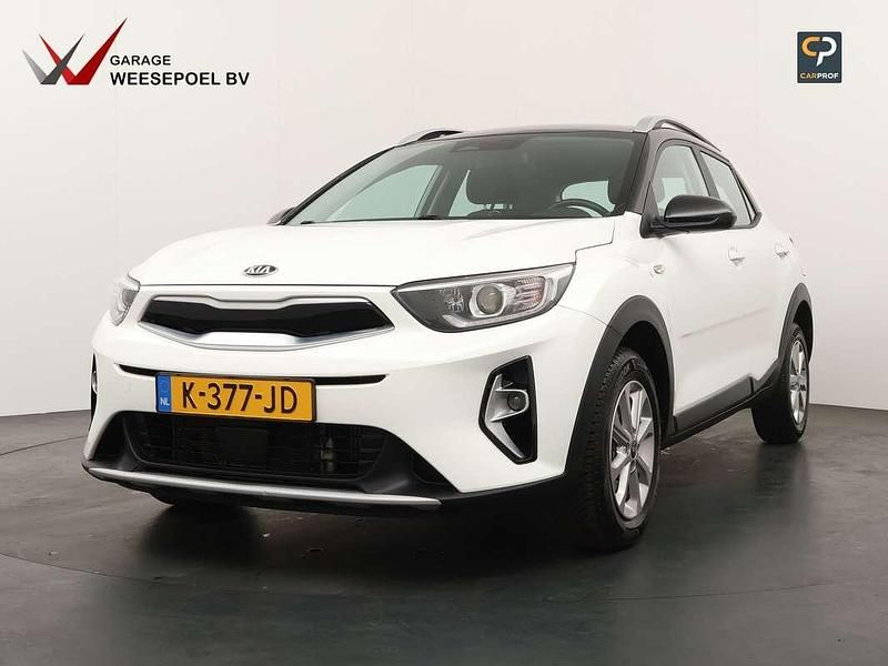 Occasion Kia Stonic 101 PK (74 kW) 2021 Wit SUV