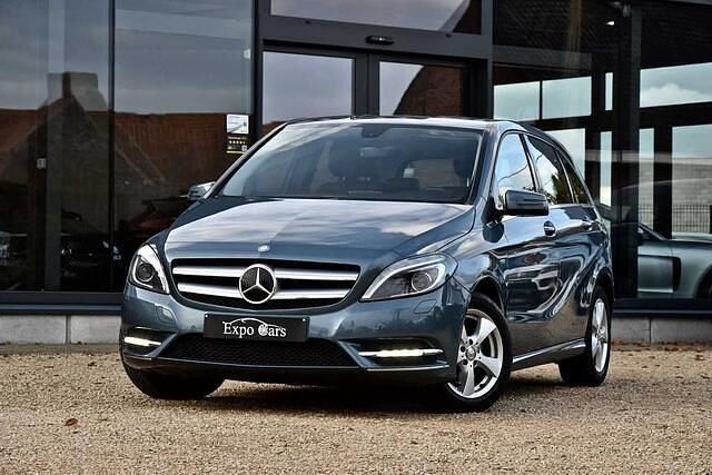 Blauw Gebruikt 2013 Mercedes B180 MPV | € 12.990 (Eerlijke prijs) - Afbeelding 1/4