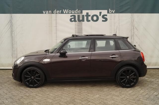Bruin, metallic lak Gebruikt 2015 Mini Cooper SD Chili Hatchback | € 16.900 - Afbeelding 1/4