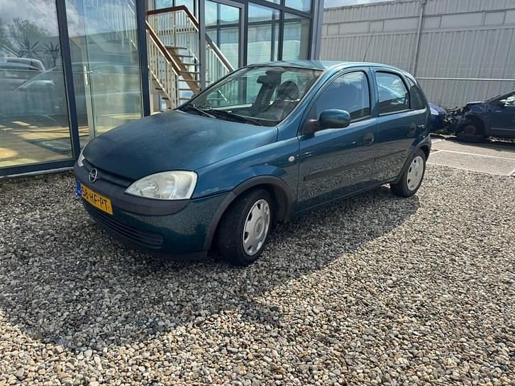 Gebruikt 2001 Opel Corsa | € 950 (Eerlijke prijs) - Afbeelding 1/4