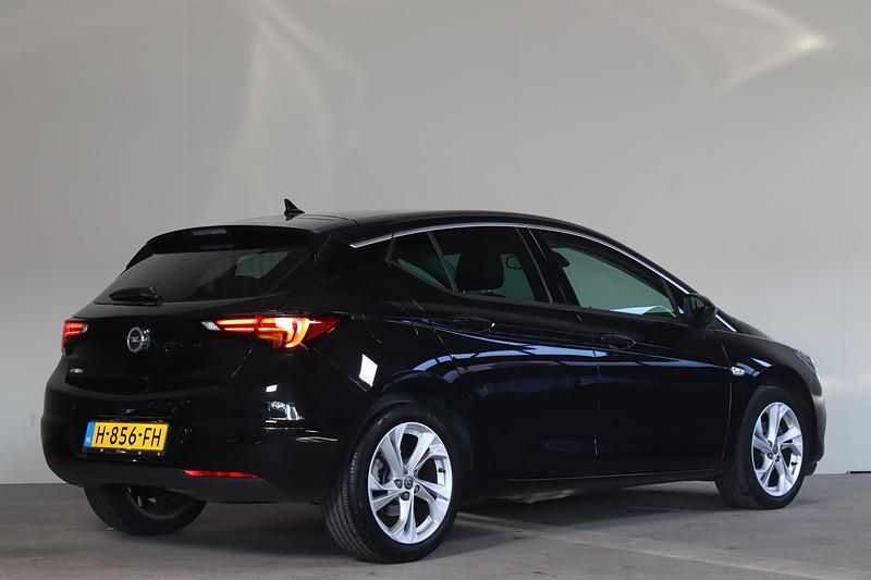 Occasion Opel Astra Elegance 110 PK (80 kW) 2020 Zwart Hatchback