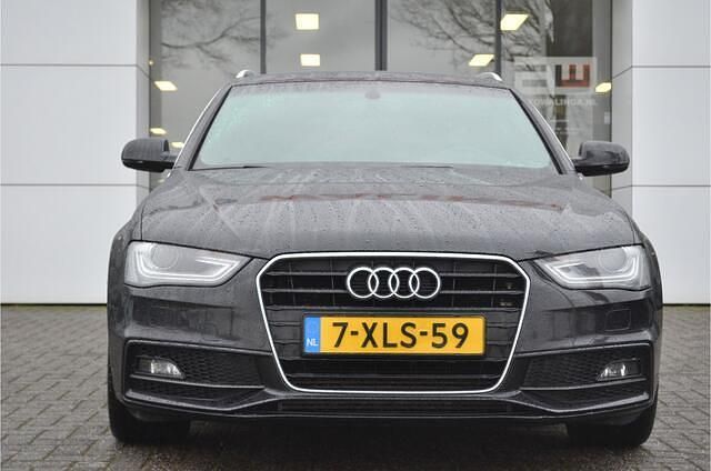 Occasion Audi A4 S-Line 170 PK (125 kW) 2014 Zwart Stationwagen
