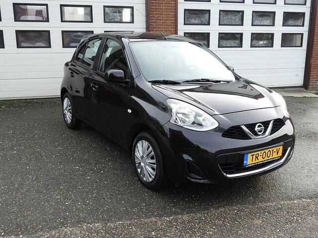Paars Gebruikt 2014 Nissan Micra Acenta Hatchback | € 3.950 (Goede deal) - Afbeelding 1/4