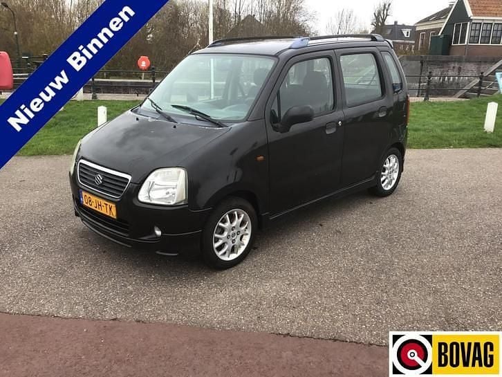 Zwart Gebruikt 2002 Suzuki Wagon R+ MPV | € 850 (Goede deal) - Afbeelding 1/4