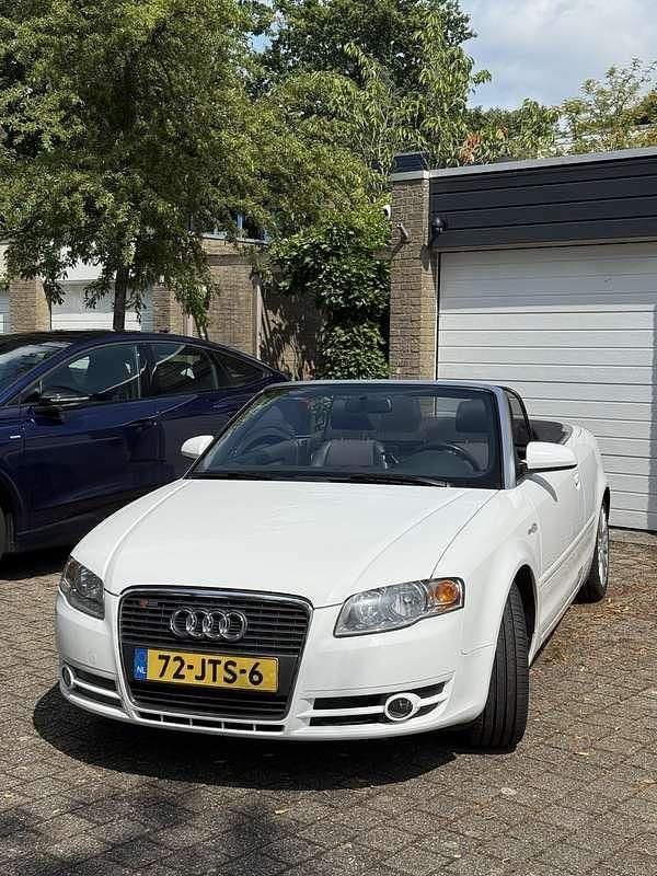 Wit Gebruikt 2006 Audi A4 Cabriolet Cabriolet | € 5.250 (Eerlijke prijs) - Afbeelding 1/4