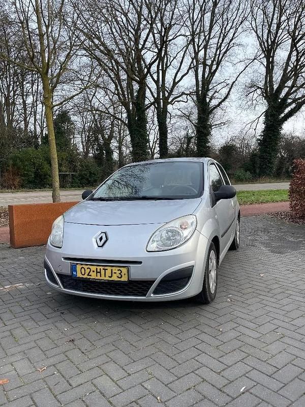 Occasion 2009 Renault Twingo Hatchback | € 750 (Super prijs) - Afbeelding 1/4