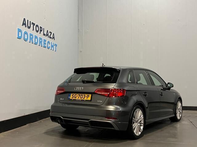 Occasion Audi A3 Sportback S-Line 116 PK (85 kW) 2018 Grijs Hatchback