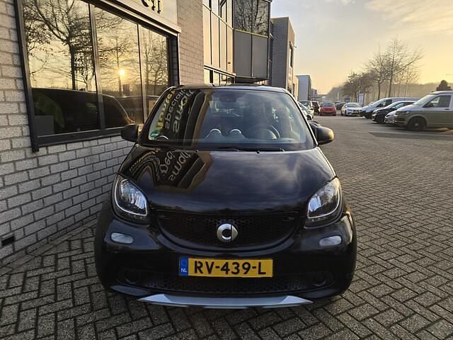 Occasion Smart ForFour 71 PK (52 kW) 2018 Zwart Hatchback