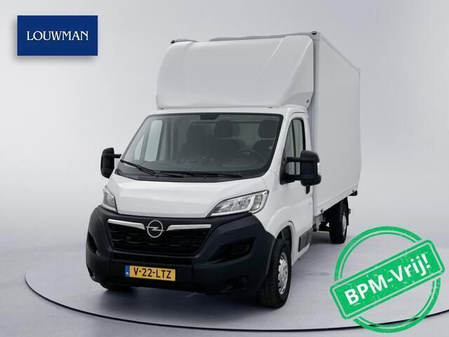 Wit Gebruikt 2023 Opel Movano Van | € 32.345 - Afbeelding 1/3
