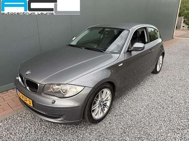 Hatchback Gebruikt 2011 BMW 118 Efficient Dynamics Hatchback | € 7.900 (Duur) - Afbeelding 1/4