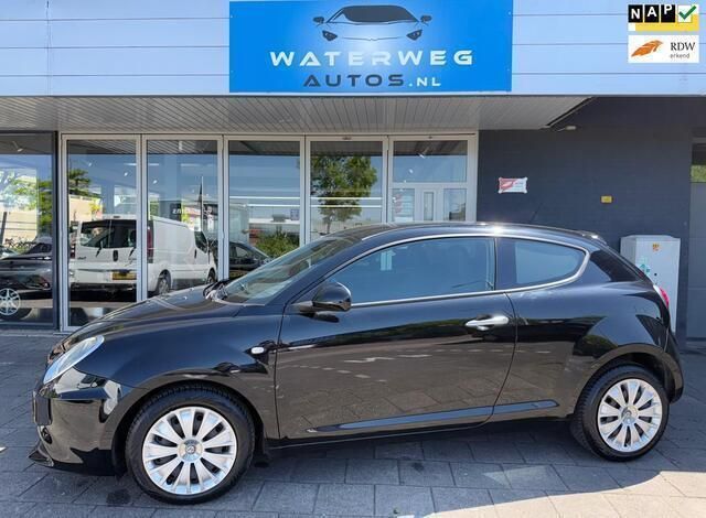 Zwart Gebruikt 2017 Alfa Romeo MiTo Super Hatchback | € 7.950 (Goede deal) - Afbeelding 1/4