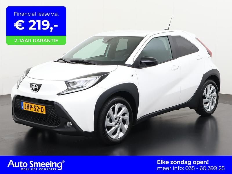 (040) Gebruikt 2024 Toyota Aygo X Play SUV | € 17.895 - Afbeelding 1/4