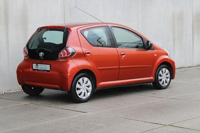 Occasion Toyota Aygo Comfort 68 PK (50 kW) 2012 Oranje Hatchback