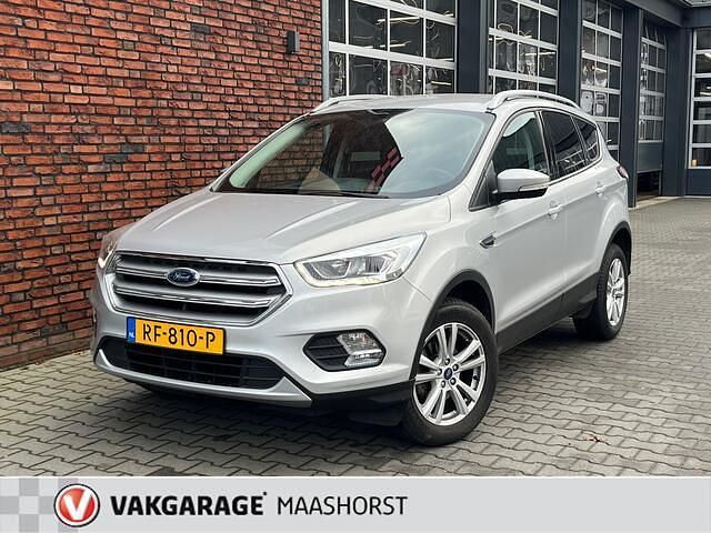 Grijs Occasion 2017 Ford Kuga Trend SUV | € 13.950 (Eerlijke prijs) - Afbeelding 1/4