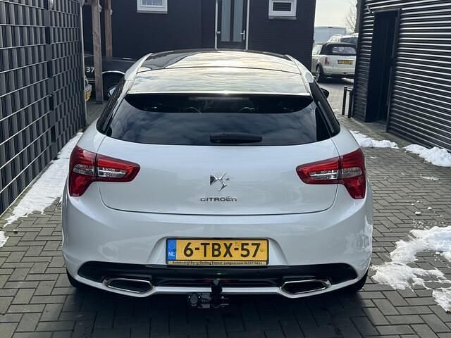 Occasion Citroën DS5 So Chic 157 PK (115 kW) 2013 Wit Hatchback