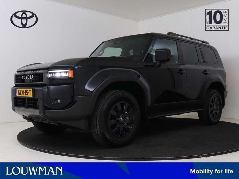 Zwart metallic Nieuw 2024 Toyota Land Cruiser SUV | € 174.450 - Afbeelding 1/3