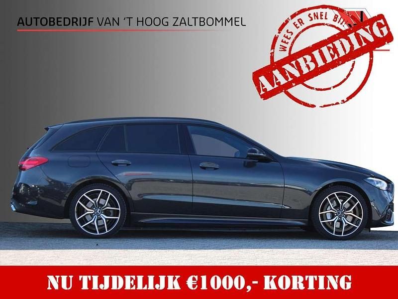 Grijs Gebruikt 2023 Mercedes C300e AMG line Stationwagen | € 38.900 (Goede deal) - Afbeelding 1/4