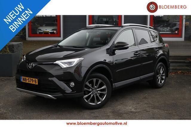 Bruin Gebruikt 2016 Toyota RAV4 Style SUV | € 21.499 - Afbeelding 1/4