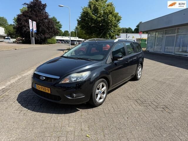 Zwart Gebruikt 2011 Ford Focus Stationwagen | € 1.595 (Super prijs) - Afbeelding 1/4