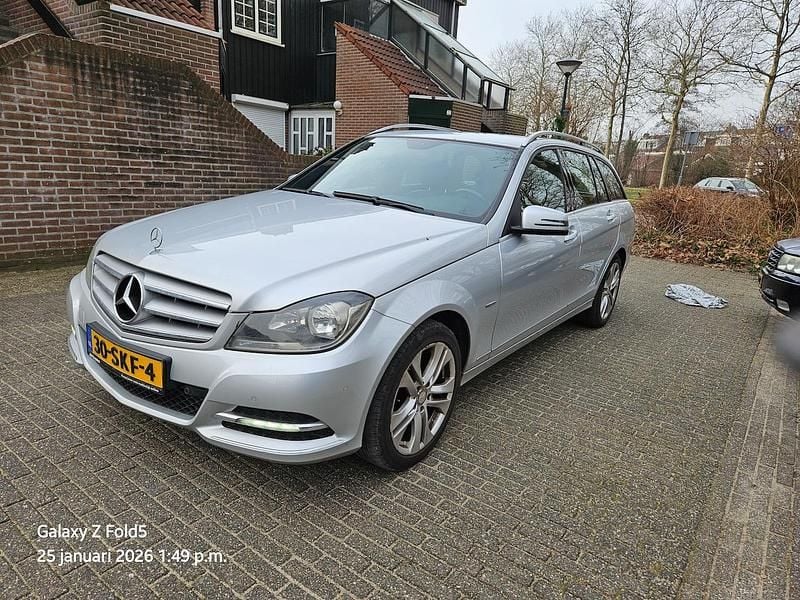 Occasion Mercedes C180 Avantgarde 2011 Grijs (metallic) Stationwagen
