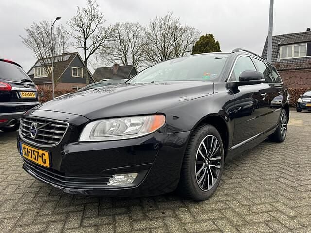 Zwart (metallic) Occasion 2014 Volvo V70 Momentum Stationwagen | € 5.699 - Afbeelding 1/4
