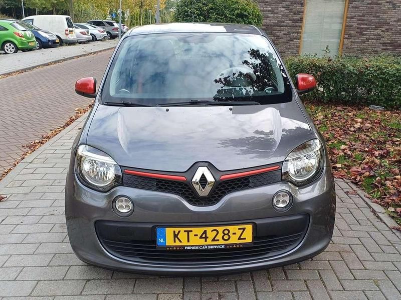 Grijs Gebruikt 2016 Renault Twingo Collection Hatchback | € 4.950 (Super prijs) - Afbeelding 1/4