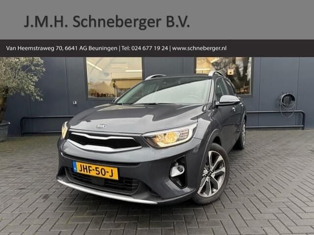 Grijs Gebruikt 2020 Kia Stonic SUV | € 19.250 (Goede deal) - Afbeelding 1/4