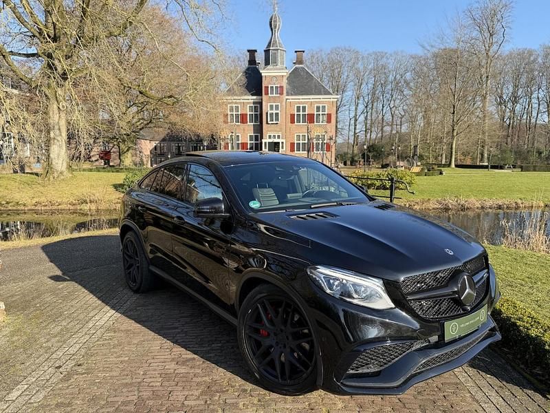 Occasion Mercedes S63 AMG AMG 586 PK (431 kW) 2018 Zwart Coupé