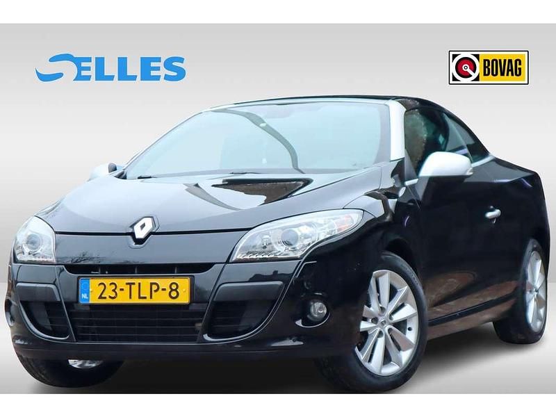 Zwart, metallic lak Gebruikt 2012 Renault Mégane Cabriolet Dynamique Cabriolet | € 11.750 - Afbeelding 1/3