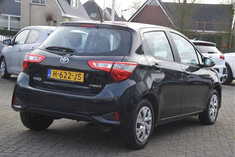 Occasion Toyota Yaris Hybrid Active 116 PK (85 kW) 2020 Zwart Hatchback
