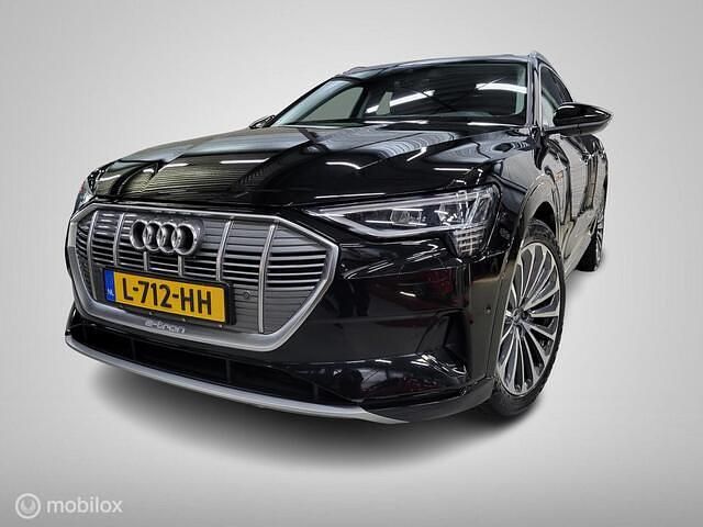 Zwart Gebruikt 2021 Audi e-tron Business SUV | € 31.950 (Eerlijke prijs) - Afbeelding 1/4