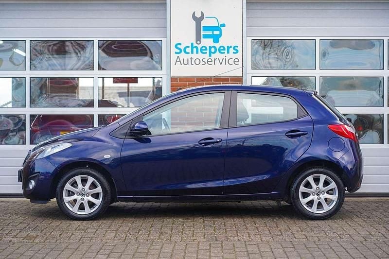 Occasion Mazda 2 75 PK (55 kW) 2013 Blauw Hatchback