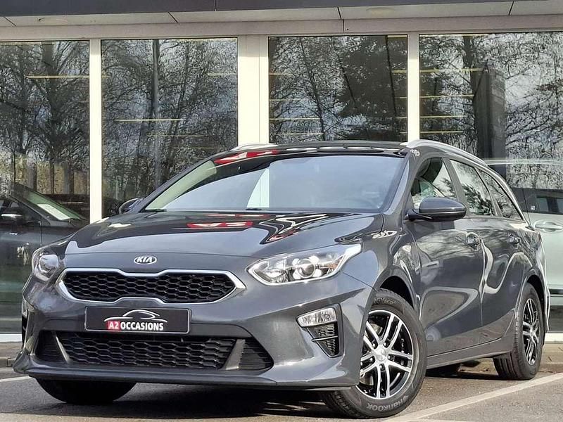 Grijs (metallic) Gebruikt 2019 Kia Ceed Sportswagon Stationwagen | € 17.999 (Eerlijke prijs) - Afbeelding 1/4