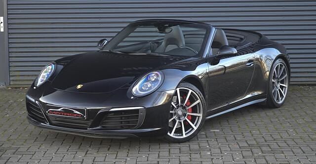 Zwart Occasion 2016 Porsche 911 Carrera 4S Cabriolet Cabriolet | € 99.950 (Goede deal) - Afbeelding 1/4