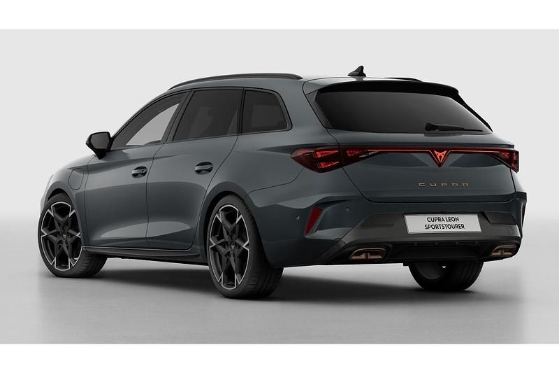 Nieuw Cupra Leon VZ 2025 Fiord blue Stationwagen