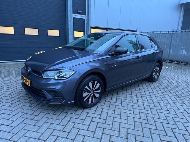 Grijs (metallic) Occasion 2025 VW Polo Edition Hatchback | € 26.950 (Eerlijke prijs) - Afbeelding 1/4