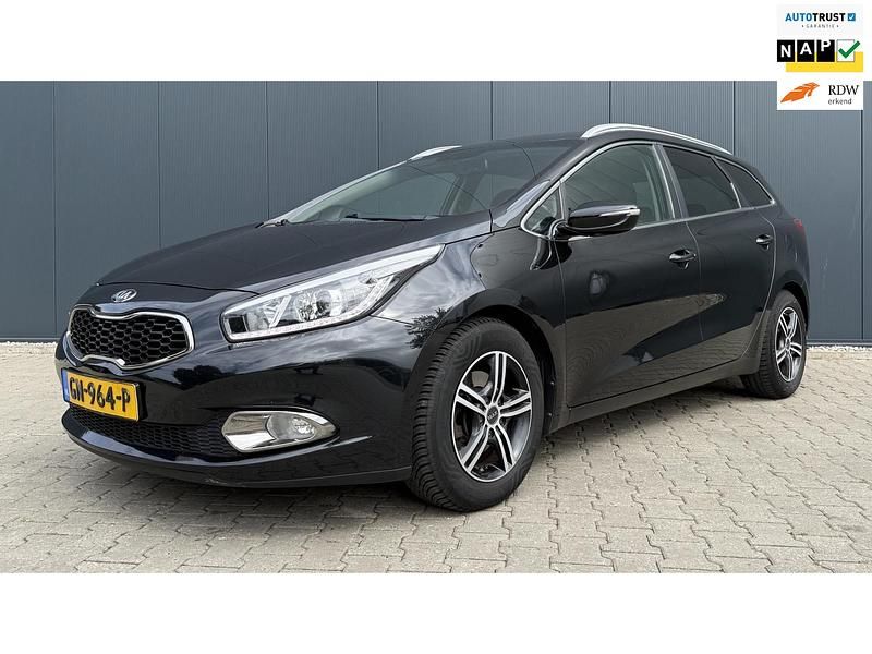 Zwart Gebruikt 2015 Kia Ceed Stationwagen | € 9.450 (Iets duurder) - Afbeelding 1/4