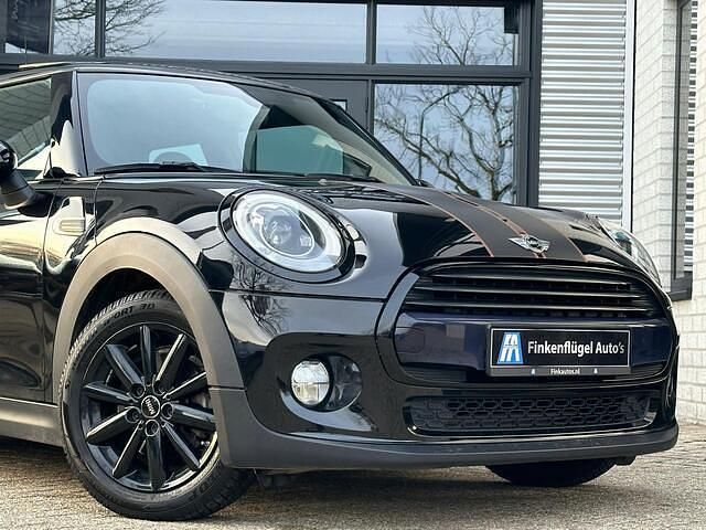 Occasion Mini Cooper Business 136 PK (100 kW) 2017 Zwart Hatchback