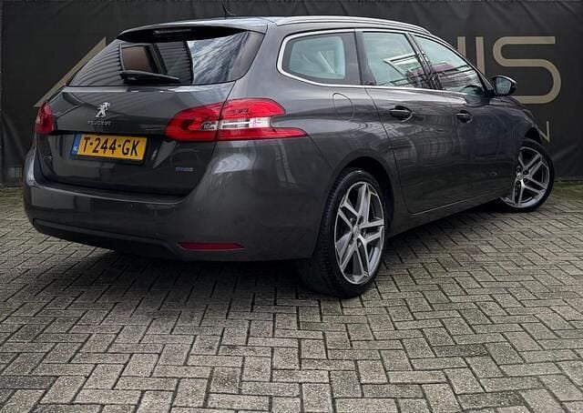 Occasion Peugeot 308 SW GT-line 131 PK (96 kW) 2016 Grijs (metallic) Stationwagen