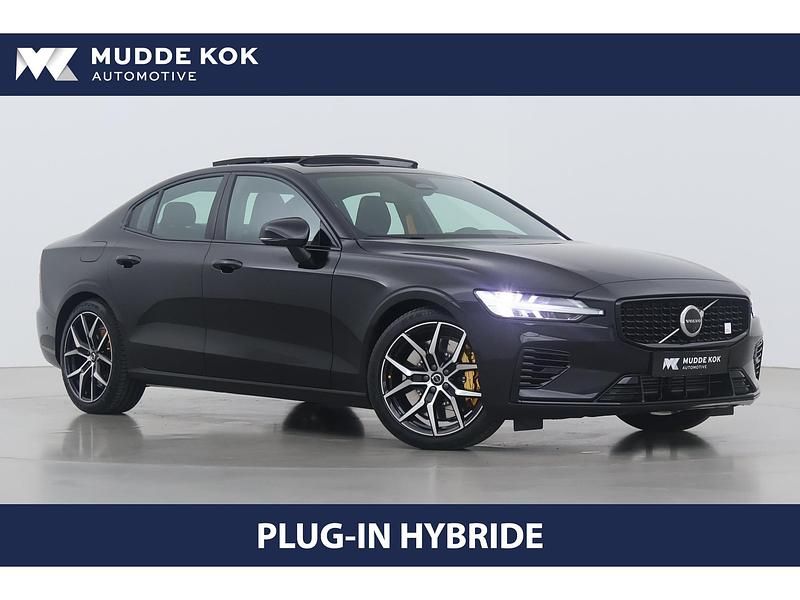 Zwart Gebruikt 2025 Volvo S60 Sedan | € 55.600 - Afbeelding 1/4