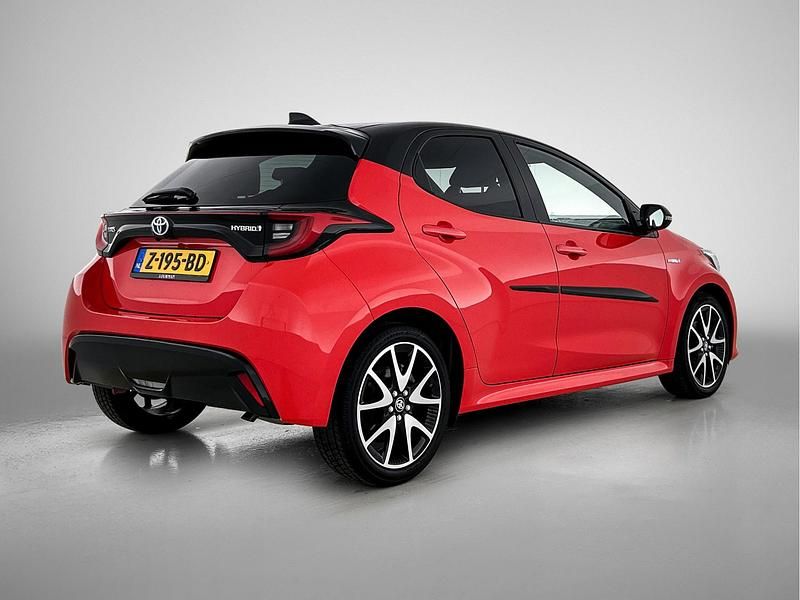 Occasion Toyota Yaris Hybrid Edition 2024 Rood Hatchback