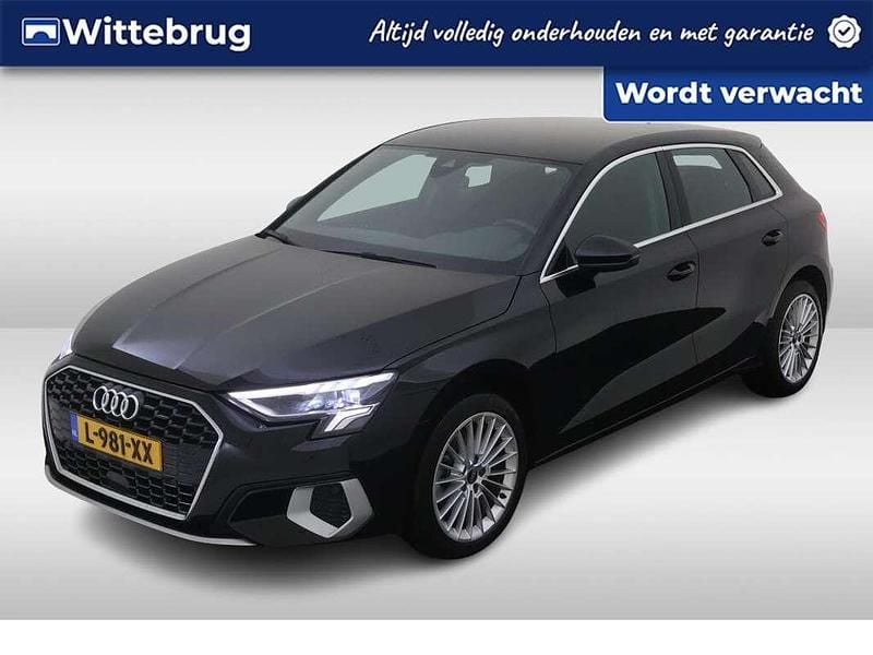 Zwart Gebruikt 2021 Audi A3 Sportback e-tron Business Sedan | € 24.950 (Eerlijke prijs) - Afbeelding 1/2