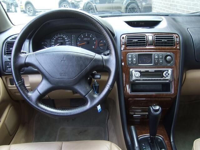 Occasion Mitsubishi Galant 163 PK (119 kW) 1998 Grijs Sedan