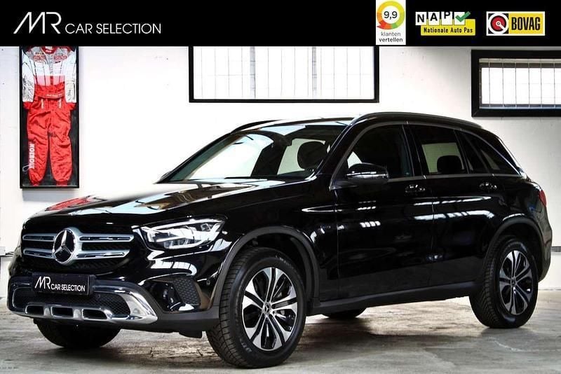 Zwart Gebruikt 2021 Mercedes GLC300e Business SUV | € 37.750 (Super prijs) - Afbeelding 1/4