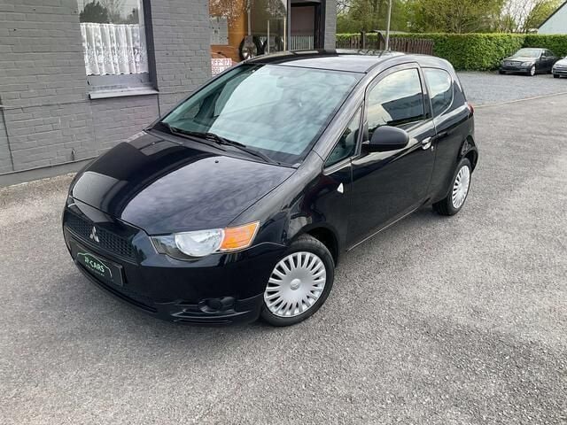 Zwart Gebruikt 2010 Mitsubishi Colt Hatchback | € 4.200 (Iets duurder) - Afbeelding 1/4