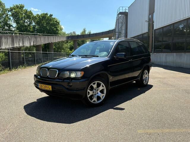 Zwart, metallic lak Gebruikt 2000 BMW X5 Executive SUV | € 5.750 (Eerlijke prijs) - Afbeelding 1/4