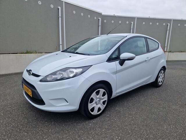 Wit Gebruikt 2011 Ford Fiesta Limited Hatchback | € 3.950 (Eerlijke prijs) - Afbeelding 1/4