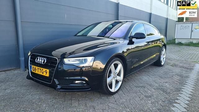 Zwart Gebruikt 2012 Audi A5 Sportback Hatchback | € 9.500 - Afbeelding 1/4